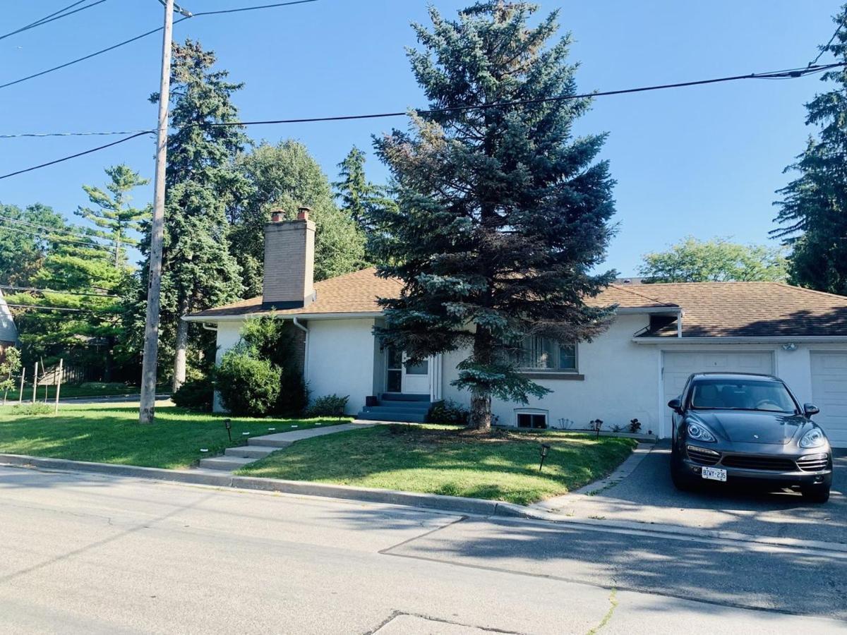 Vacation House Entire Floor Kids Yard Walk 2 Subway Apartment Toronto